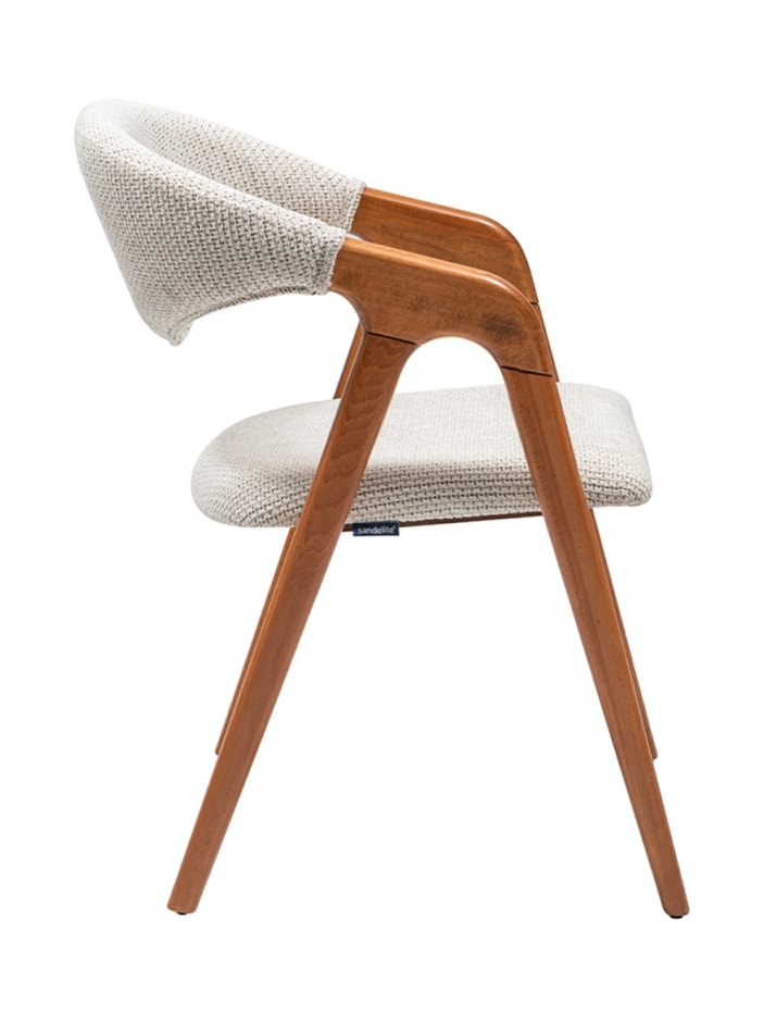 Product view 3 of the Akron model from the shared catalogue