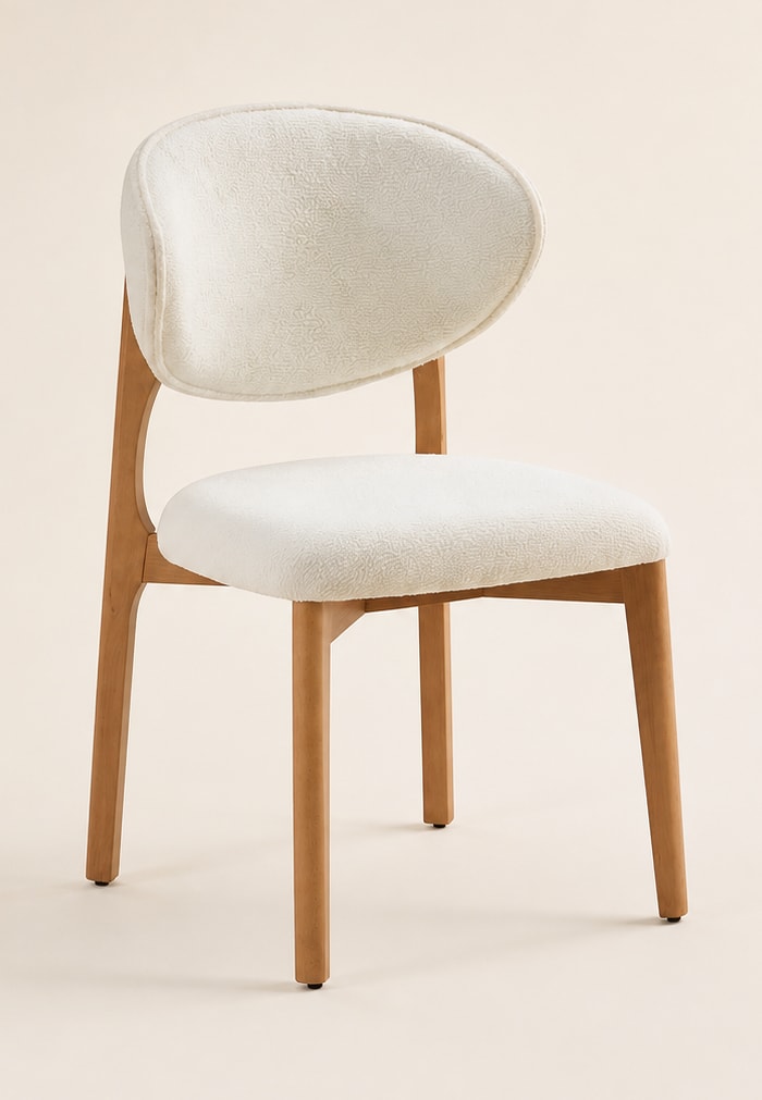 Arteon chair with a light wood appearance and white upholstery